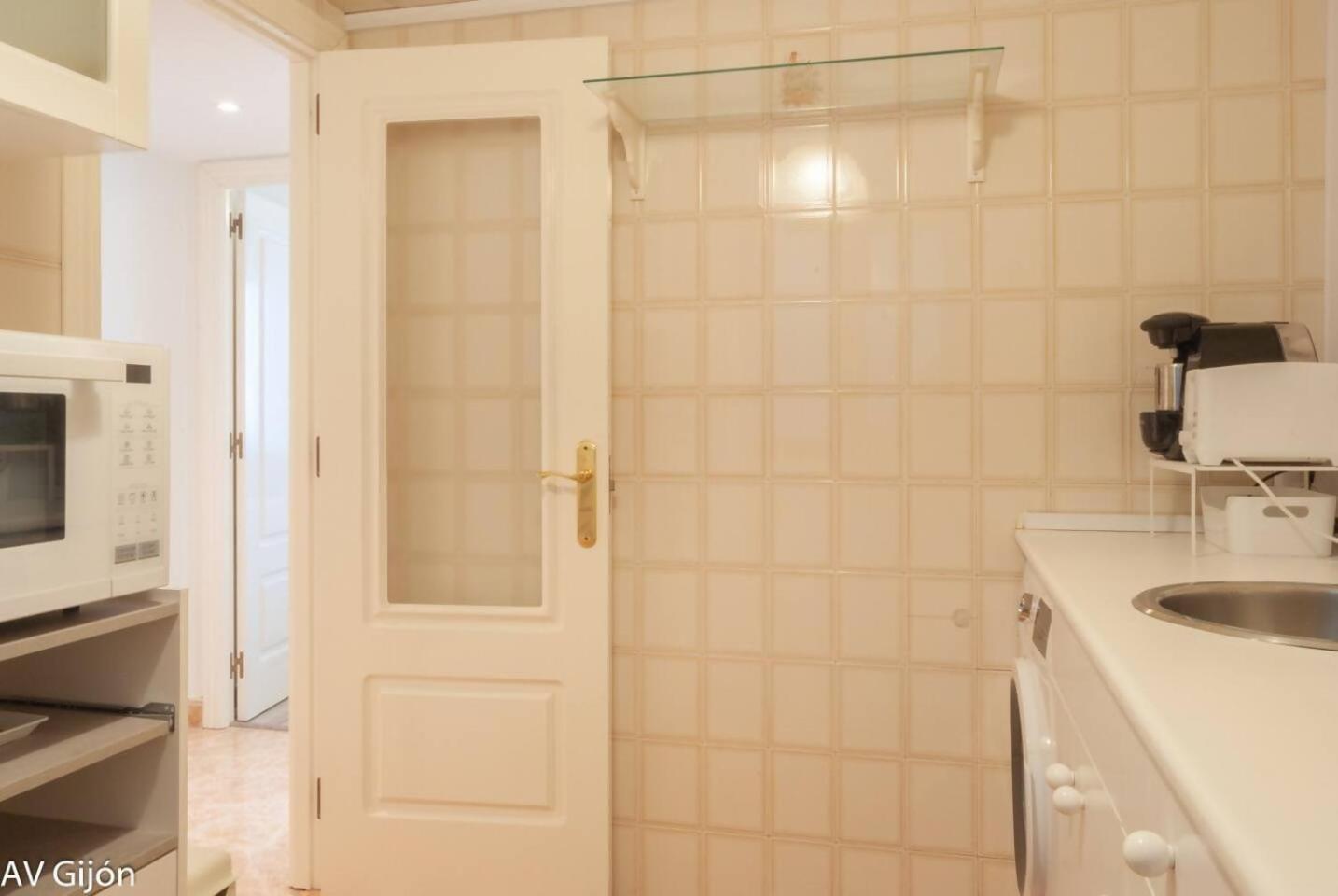 Av Aguado 44 Lägenhet Gijón Exteriör bild