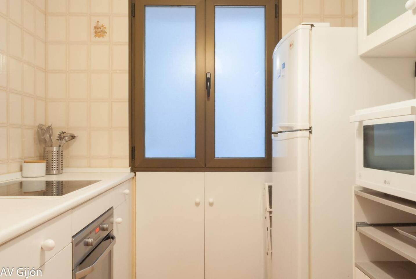 Av Aguado 44 Lägenhet Gijón Exteriör bild