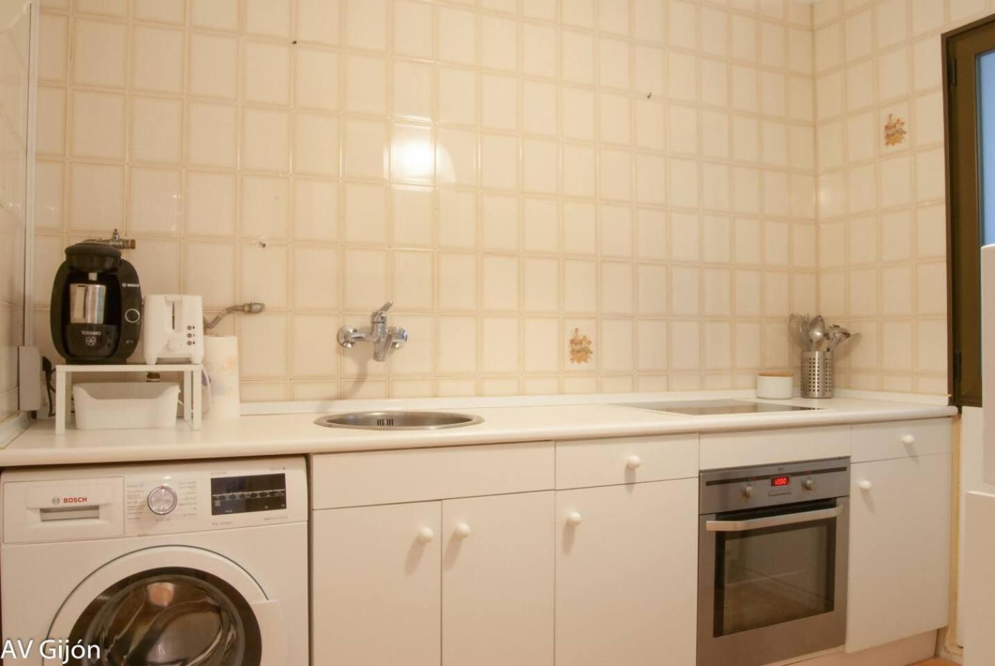 Av Aguado 44 Lägenhet Gijón Exteriör bild