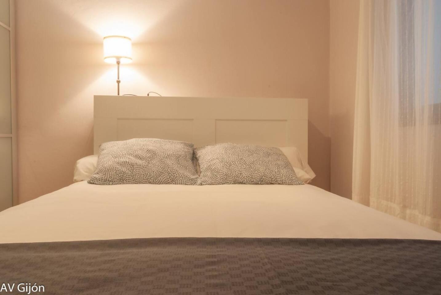 Av Aguado 44 Lägenhet Gijón Exteriör bild